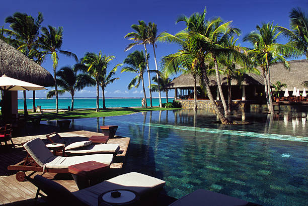 Top Benefits of Choosing a Reliable Airport Transfer Mauritius Service
